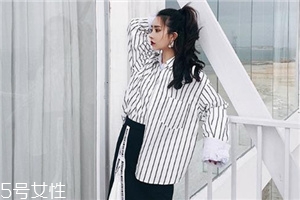 襯衫需要打底嗎？淺色襯衫最好打底