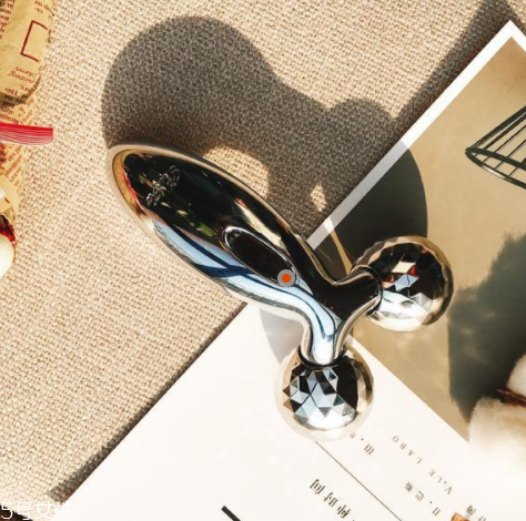 經常熬夜用什么精華？3款實力派養(yǎng)出嫩膚新境界