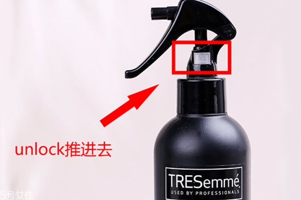 防燙噴霧哪個(gè)牌子好？隔熱定型不傷發(fā)