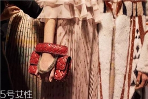 今年春天流行什么包包？這三款任意搭配