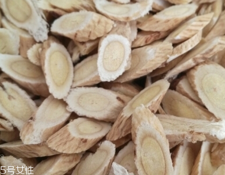 黃芪是什么味道？有點(diǎn)大豆味