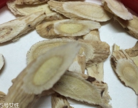 黃芪是大的好還是小的好？好壞跟大小無關(guān)