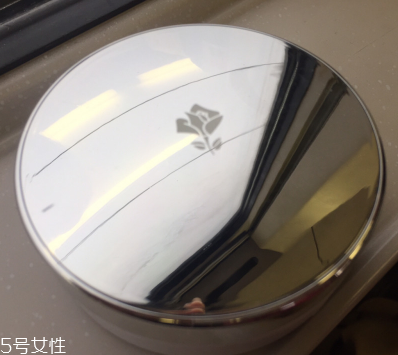 蘭蔻氣墊和后哪個(gè)好用？蘭蔻氣墊vs后黃金氣墊