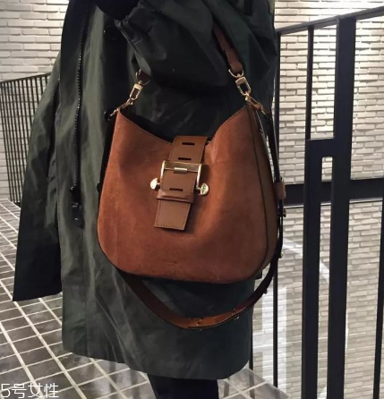 saddler seoul是什么牌子？終于不用撞包了