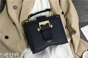 saddler seoul是什么牌子？終于不用撞包了