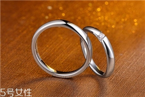 婚戒買黃金還是鉆石？兩者優(yōu)缺點對比