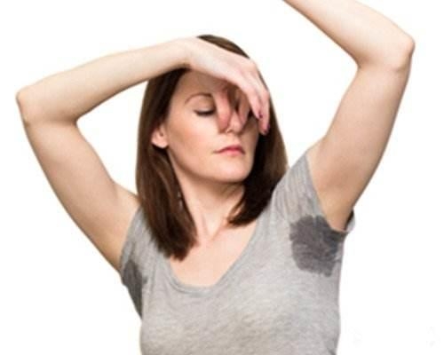 女生體味重是什么原因？越老越重口味