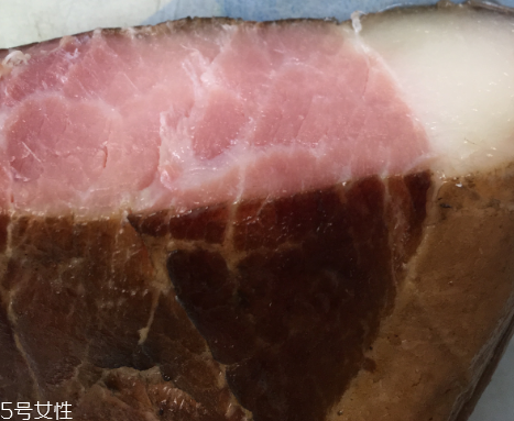 煙熏臘肉會致癌嗎？別大量吃就行
