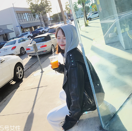 皮衣放久了掉皮怎么辦？皮衣掉皮輕松解決
