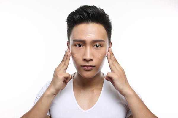 男生怎么化妝顯臉??？這4個地方化好秒帥