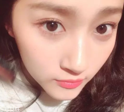 什么樣的人笑起來好看？如何避免笑起來像鬼？