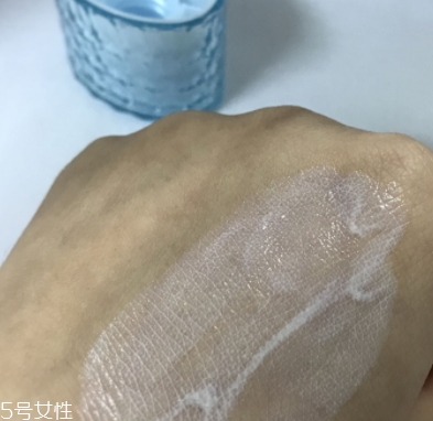 防曬乳可以當(dāng)隔離用嗎？不可用在妝前