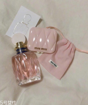 miumiu粉色香水怎么樣？miumiu2018新香水什么味道？