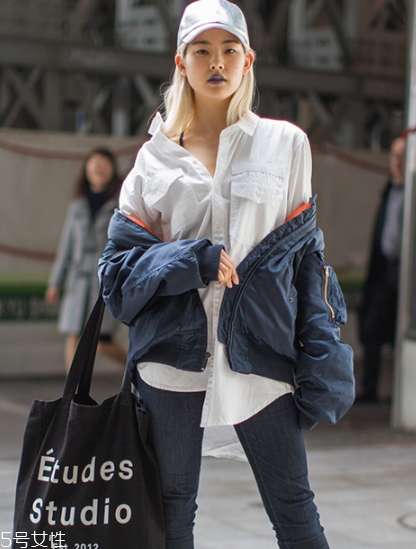 棒球帽怎么搭配衣服？素顏也能hold住