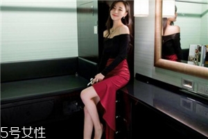 魚尾裙配什么上衣好看？化身性感美人魚