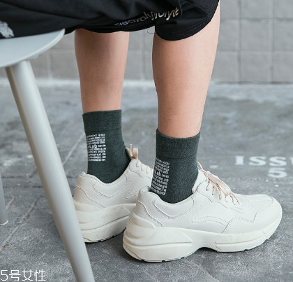 襪子破洞了要怎么處理？破洞了要及時(shí)縫