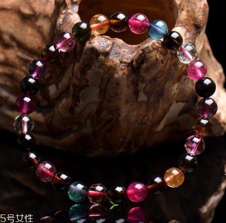 碧璽手鏈可以沾水嗎？碧璽手鏈沾水的后果