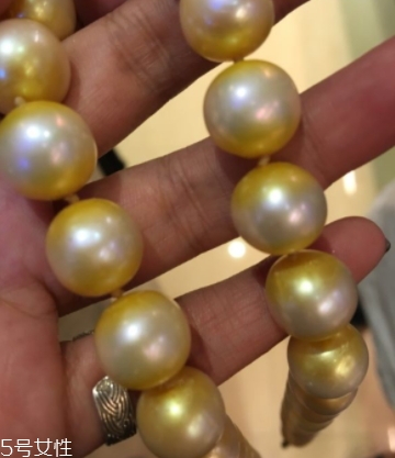 南洋金珠會(huì)掉色嗎？南洋金珠掉色的原因