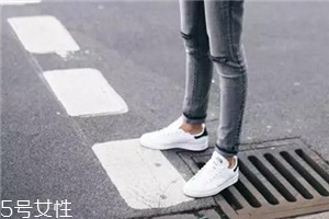 小白鞋開膠了怎么辦？一招拯救開膠小白鞋