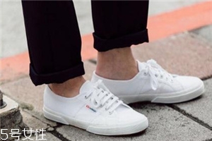 superga鞋碼偏大嗎？superga鞋碼標(biāo)準(zhǔn)嗎