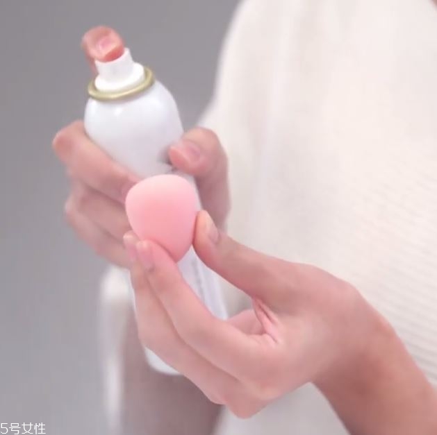 保濕透薄妝容怎么畫(huà)