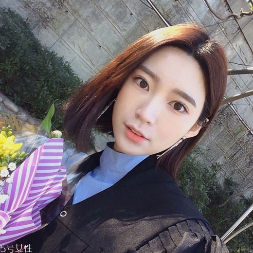 如何根據(jù)膚色挑選發(fā)色 自然低調發(fā)色推薦