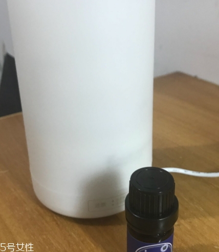 玫瑰精油可以去斑嗎？玫瑰精油怎么祛斑