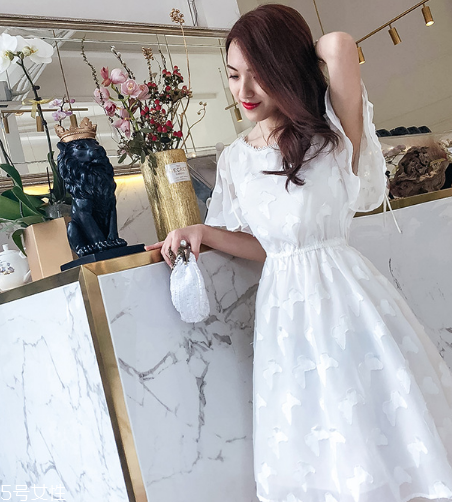 高瘦女生穿什么連衣裙？最適合高瘦女生的連衣裙款式