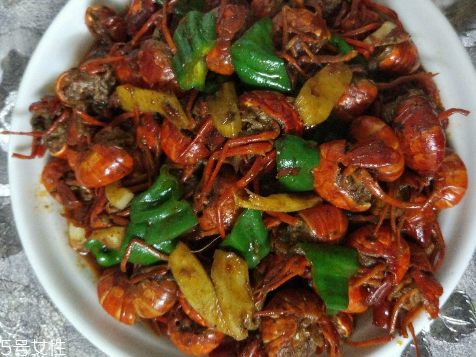 麻辣小龍蝦是哪個地方的菜系？