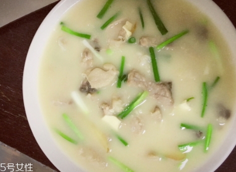 葡萄籽油可以炒菜嗎？葡萄籽油可以炒什么菜