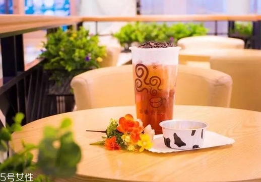四云奶蓋貢茶哪個好喝？四云奶蓋貢茶點單攻略