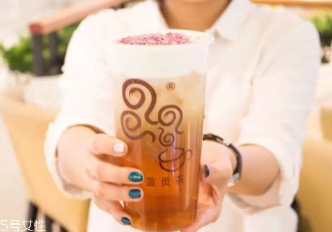四云奶蓋貢茶哪個好喝？四云奶蓋貢茶點單攻略
