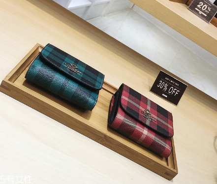 錢包需要經(jīng)常換嗎？錢包更換的時(shí)間間隔