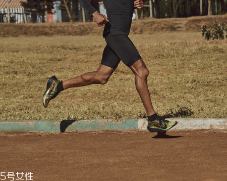 耐克3d打印跑步鞋怎么樣？nike zoom vaporfly elite flyprint評(píng)測(cè)