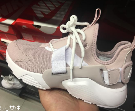 健身穿什么衣服好？健身穿搭推薦