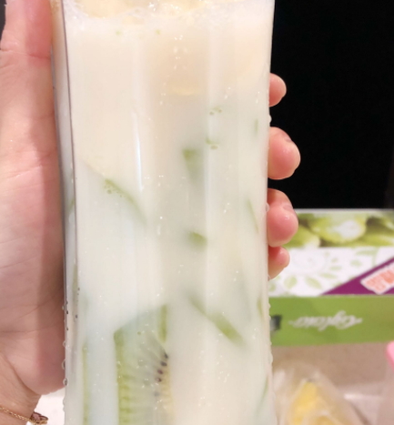 skg和小熊哪個(gè)品牌好？skg和小熊對(duì)比