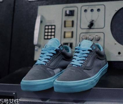vans聯(lián)名c2h4太空零重力系列板鞋發(fā)售時(shí)間_多少錢？