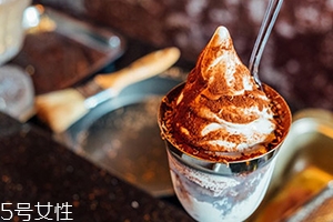 Kiss The Tiramisu冰淇淋哪個(gè)味道好？高腳杯冰淇淋好吃嗎