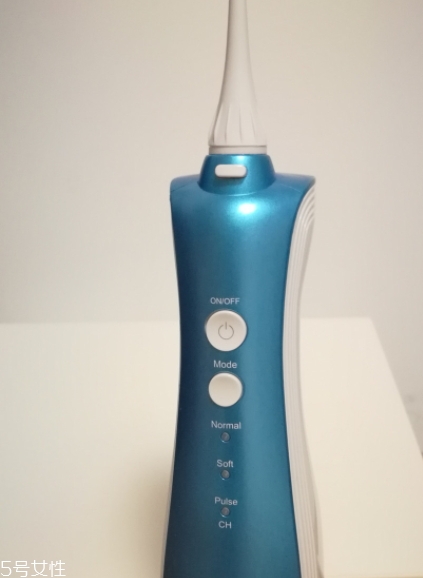 沖牙器能代替牙刷嗎？用沖牙器要刷牙嗎