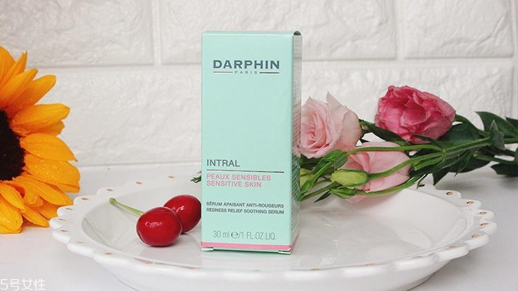 darphin多效舒緩精華液敏感肌能用嗎？油皮能用嗎？