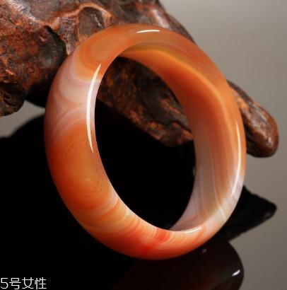 瑪瑙手鐲一般多少錢？瑪瑙手鐲市場(chǎng)行情