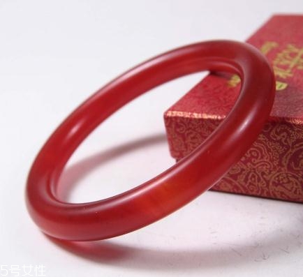瑪瑙手鐲一般多少錢？瑪瑙手鐲市場(chǎng)行情