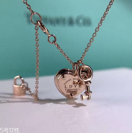 項(xiàng)鏈?zhǔn)屈S金還是k金好？項(xiàng)鏈選黃金還是k金