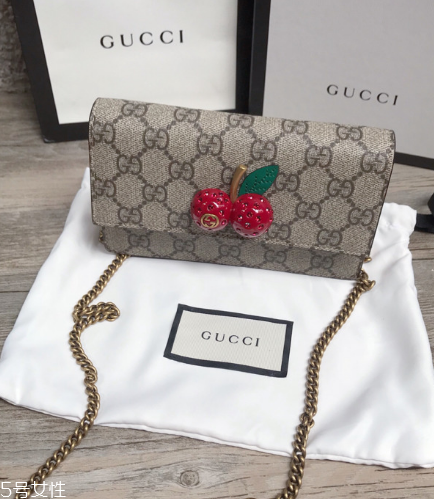 gucci櫻桃包尺寸多大？gucci櫻桃鏈條包尺寸