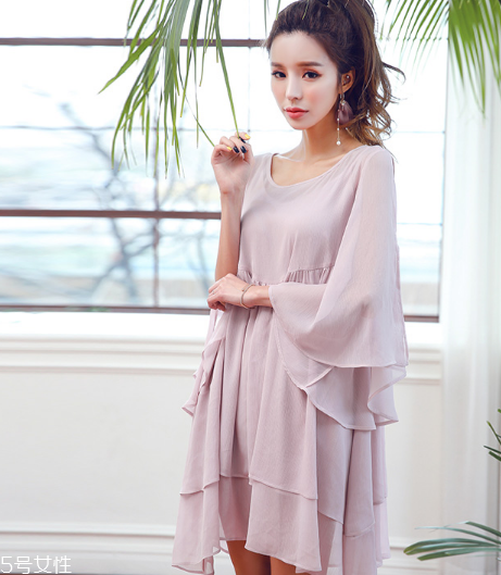 2018夏天流行什么顏色？2018夏天最火的衣服顏色