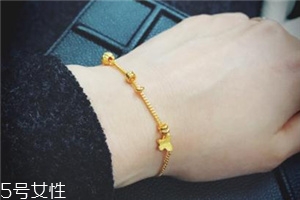 手鏈能和手表一起戴嗎？手鏈和手表可以戴一起嗎