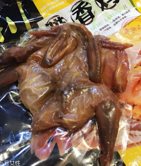 臘雞可以帶上飛機嗎？坐飛機可以帶臘雞嗎？