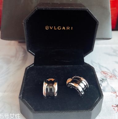 耳釘上的污垢怎么清洗？耳釘上有污垢怎么辦？