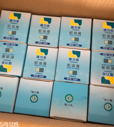 蛇油膏治腳氣嗎？腳氣可以用蛇油膏嗎？