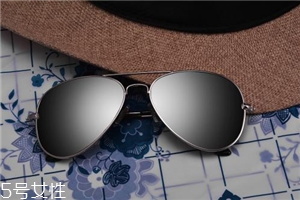 太陽鏡往下掉怎么調(diào)整？太陽鏡老是掉怎么辦？